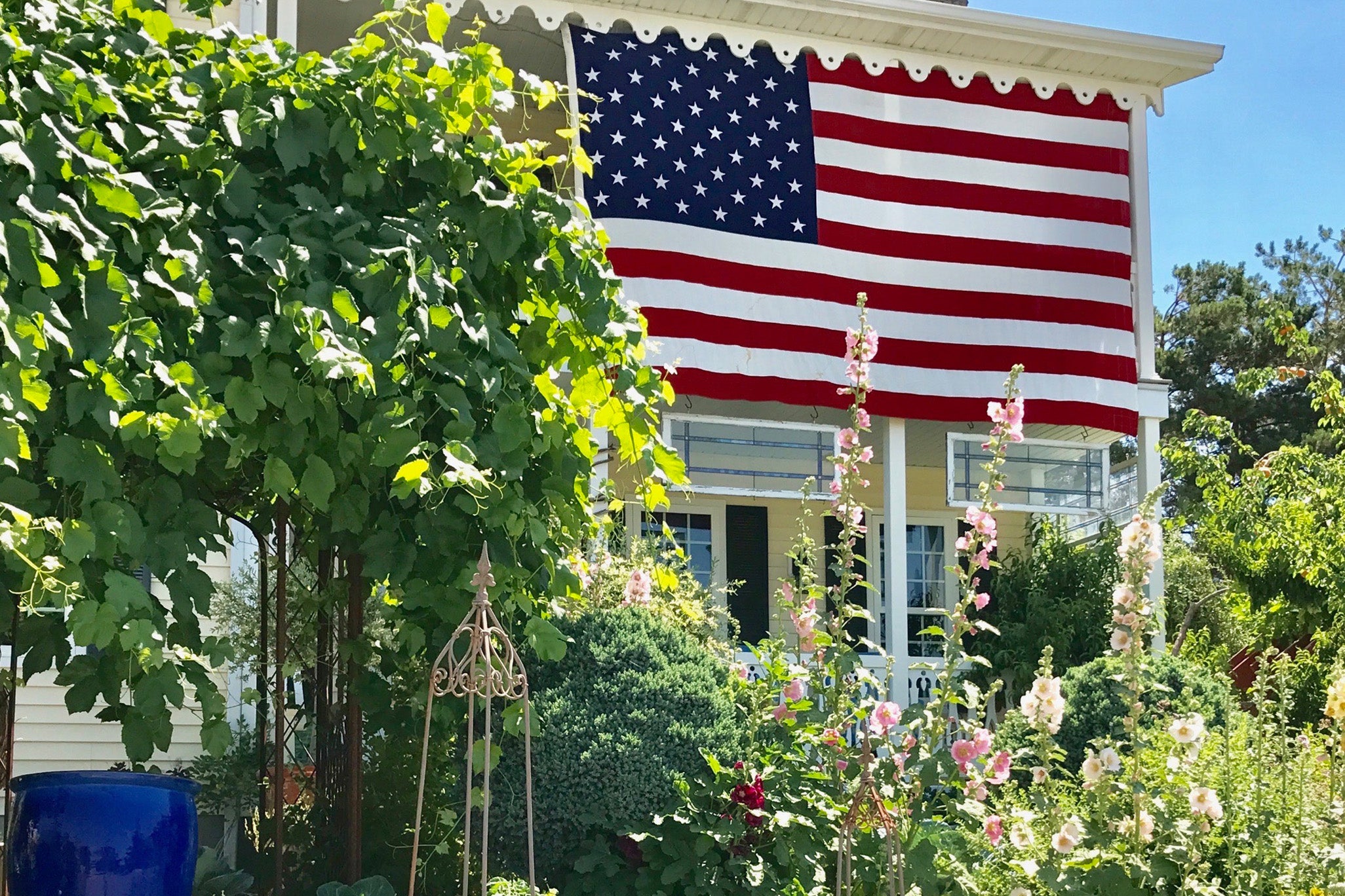 lynde-mott-art-house-tours-pleasant-grove-utah